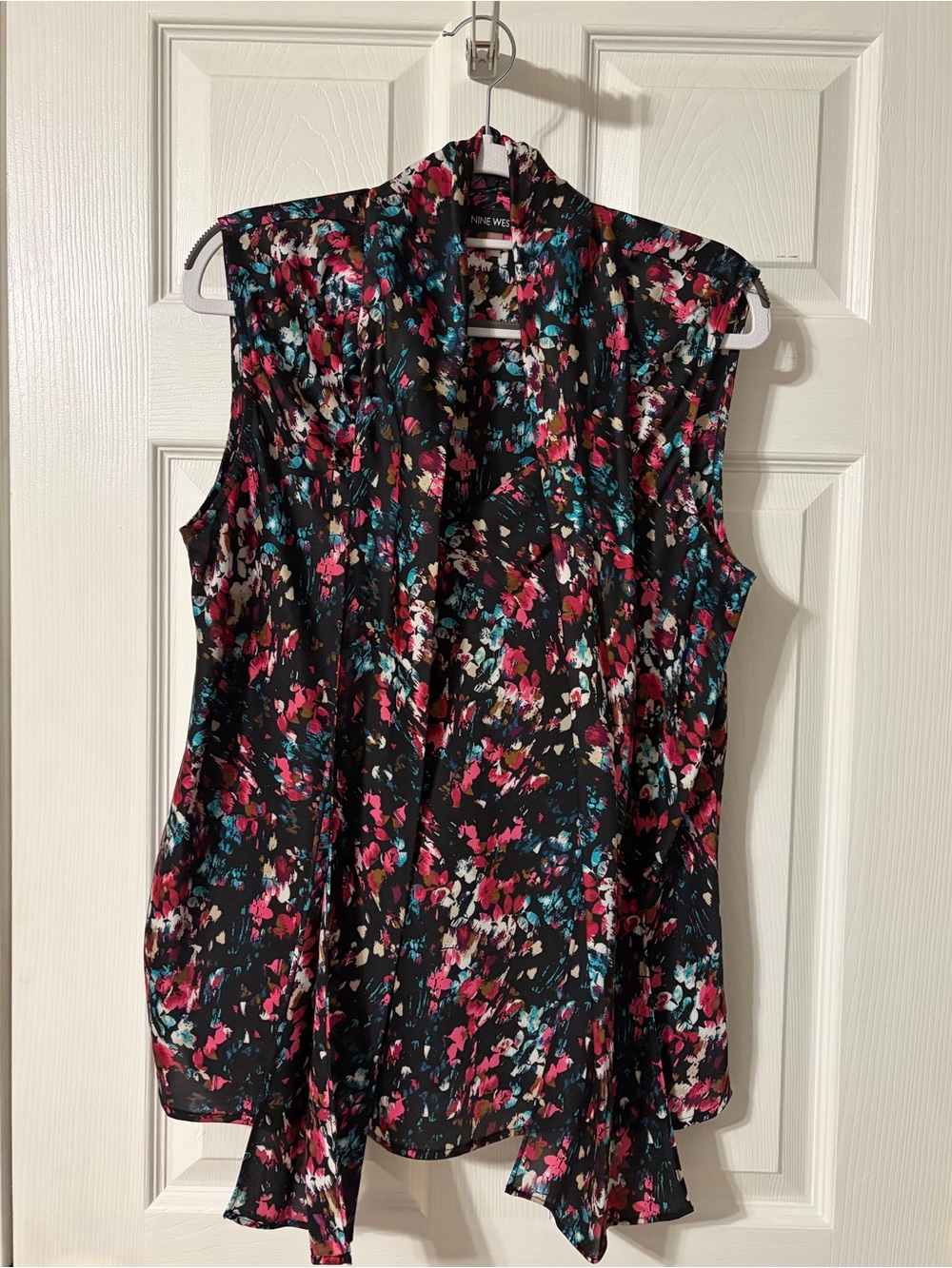 Nine West Floral Sleeveless Tie-Neck Blouse, Size L